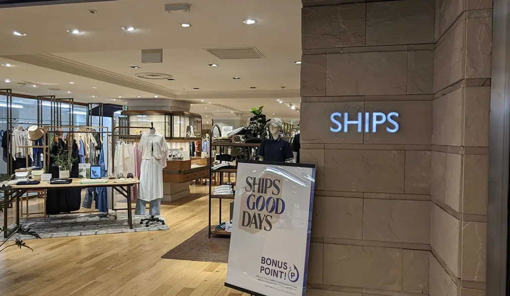 SHIPS 池袋パルコ店の外装