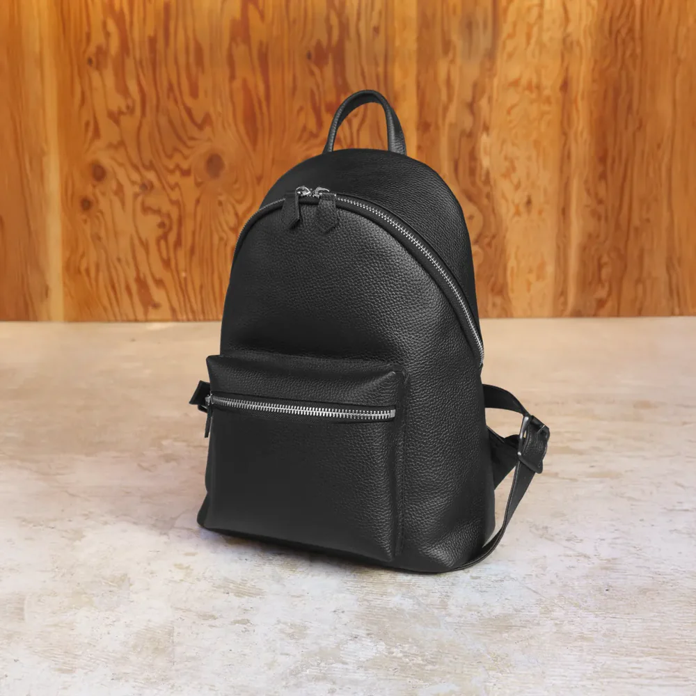 HushTug　ジップデイパック