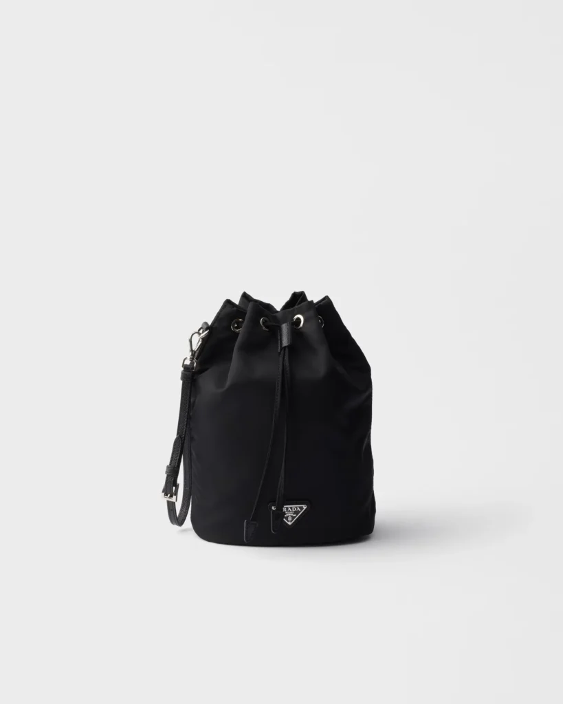Re-Nylon ポーチの画像