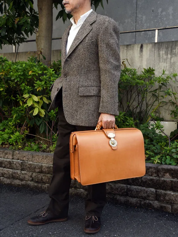 ダレスバッグの画像