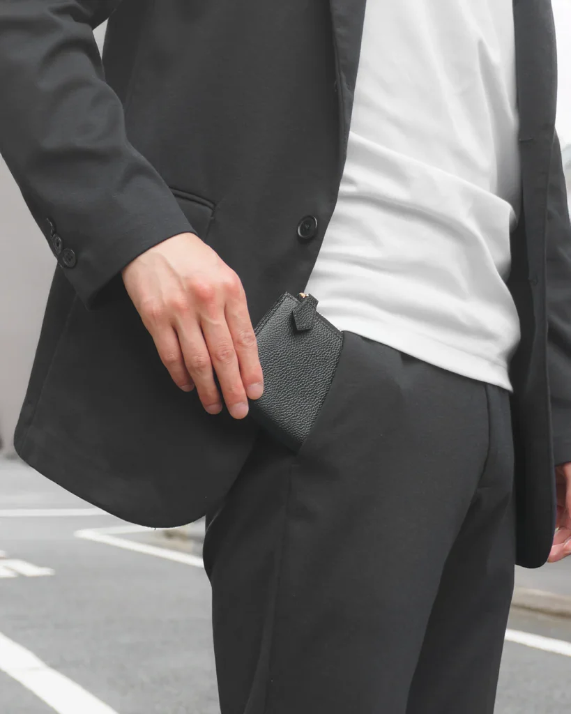 HushTugのLジップウォレット