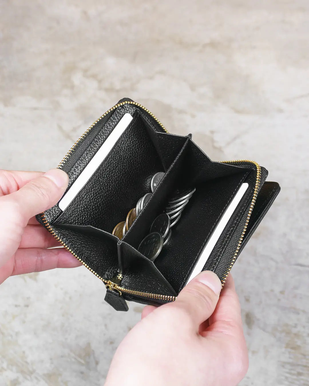 HushTugのコンパクト財布