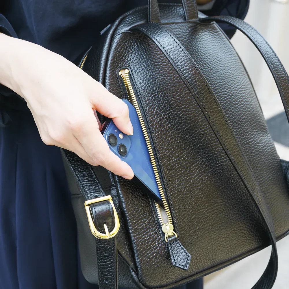 HushTugのレディースリュック