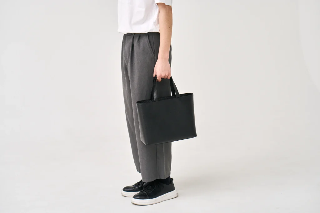 HushTug　ジップミニトート