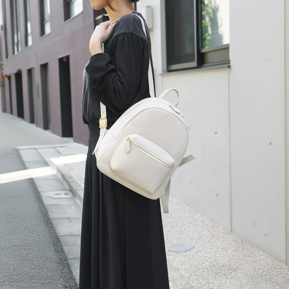 HushTug レザーミニリュック