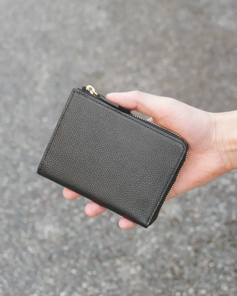 HushTugのLジップウォレット