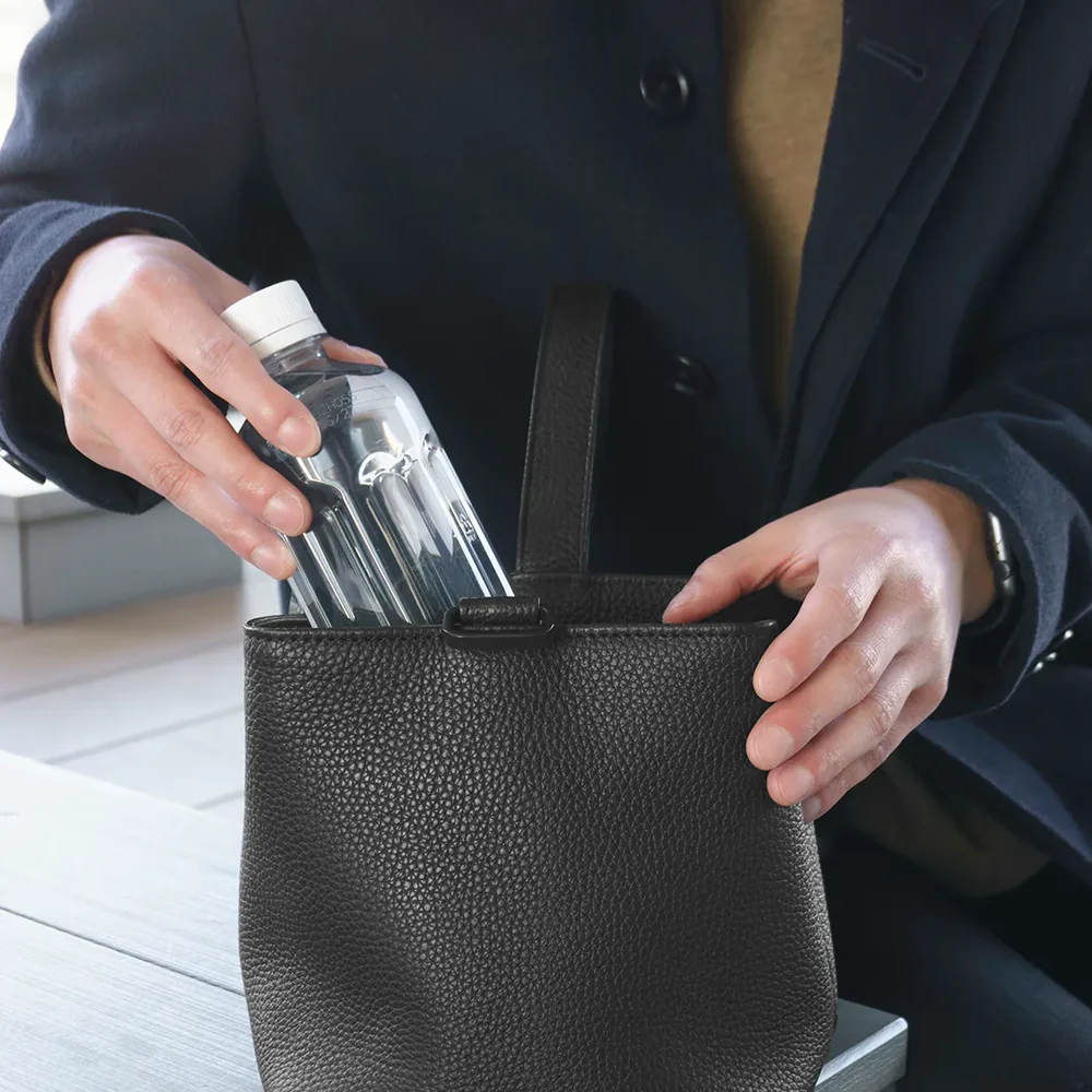 HushTug　巾着レザーバッグ