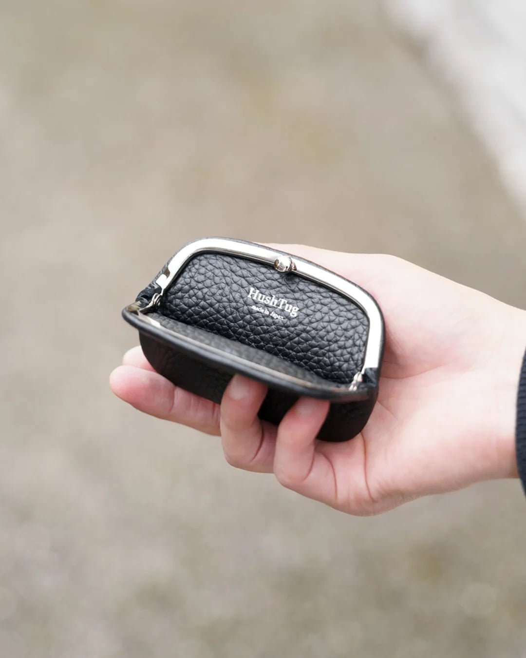 HushTugのがま口ウォレット