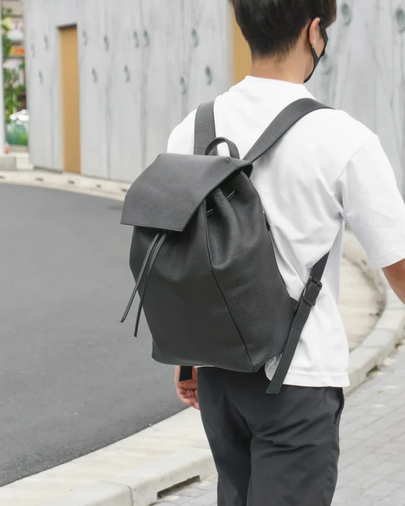 肩への負担が少ないリュックのイメージ