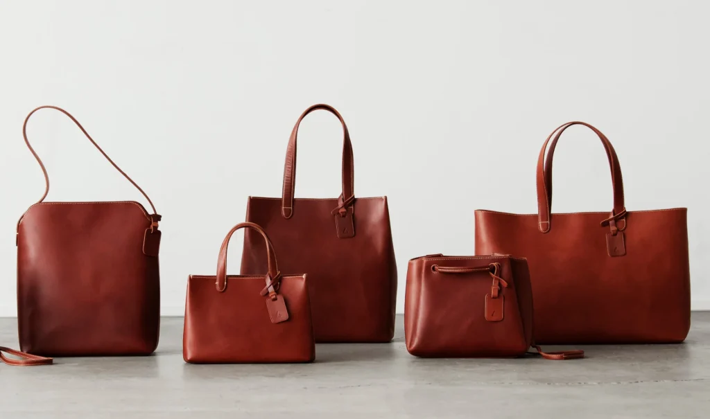 土屋鞄製造所の本革バッグ